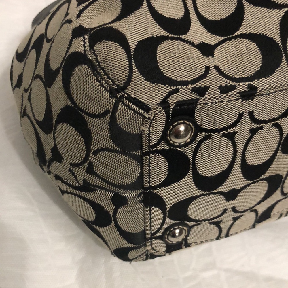 Coach Signature Canvas Shoulder Bag - Picture 8 of 12